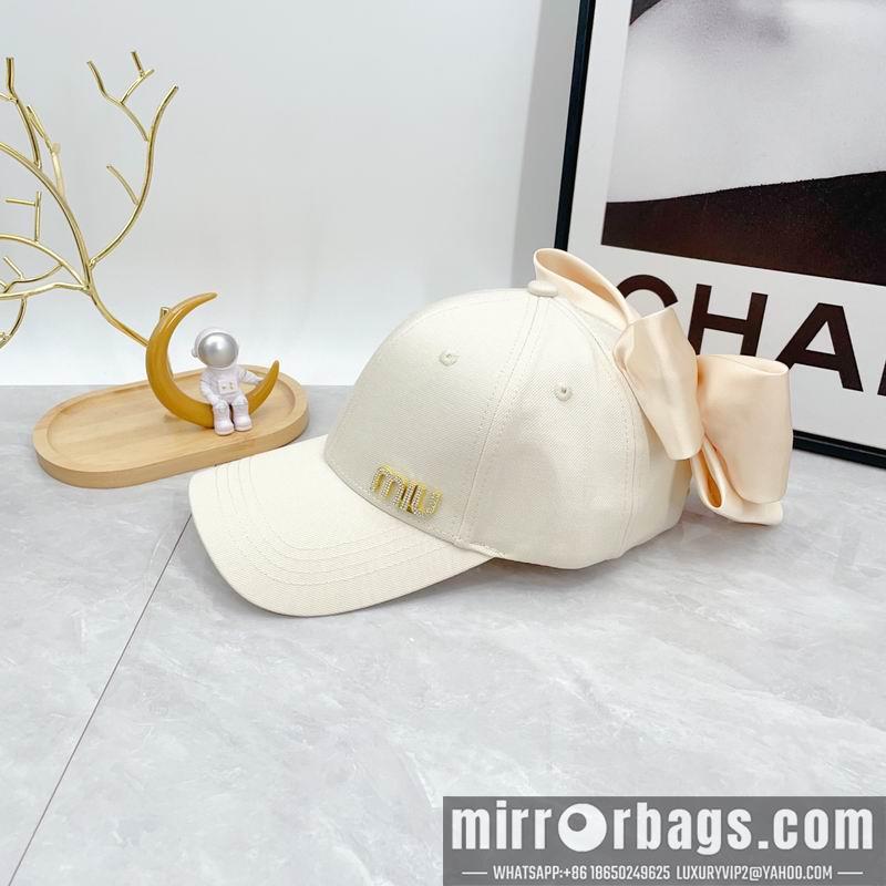 Miumiu Hat dx08