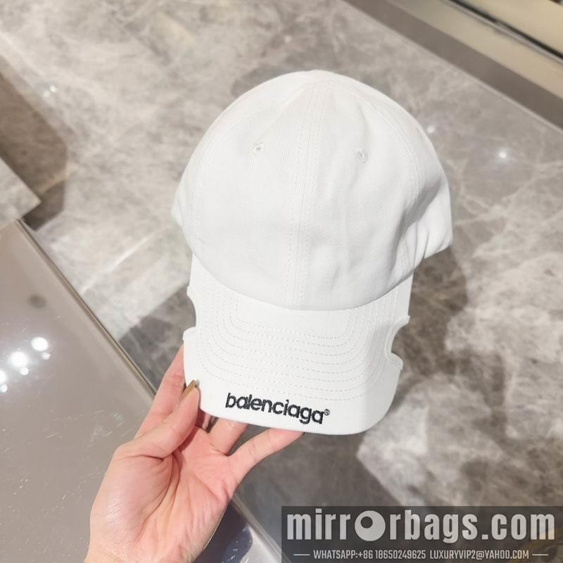 Balenciaga Hat dx55