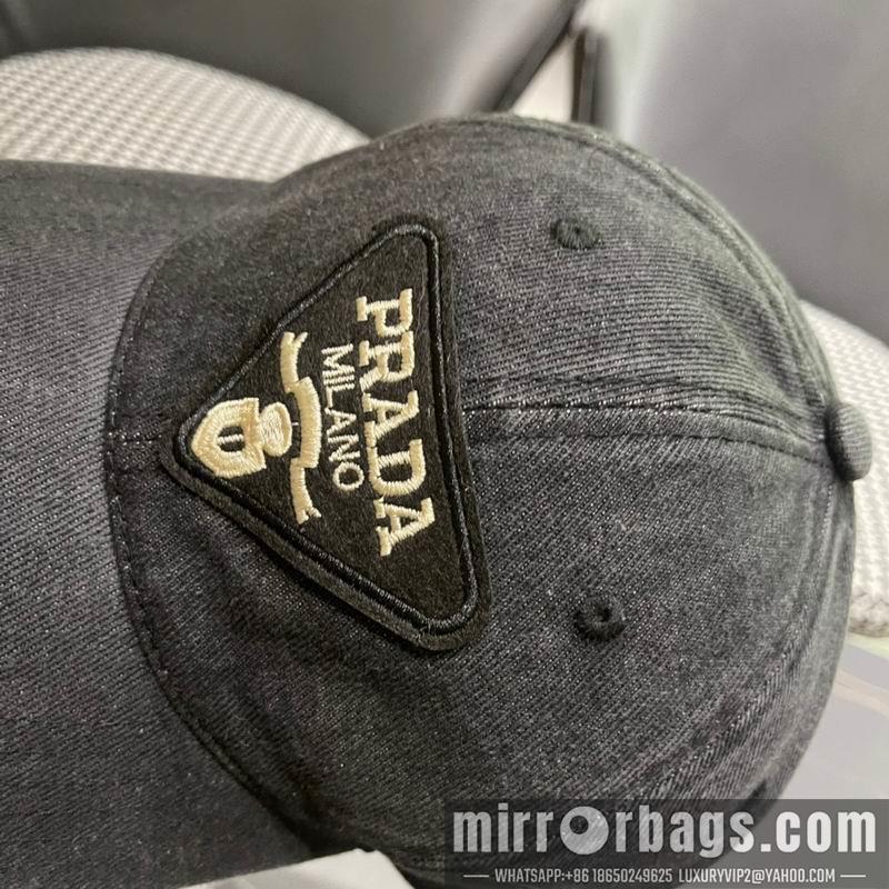 Prada Hat 083001