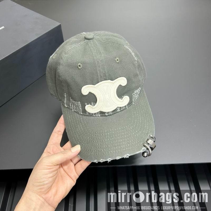 Celine Hat dx09