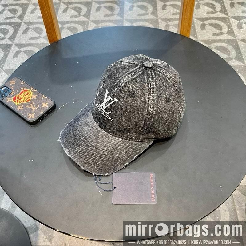 LV Hat 072302