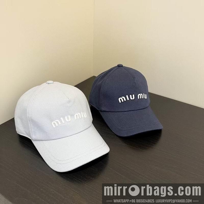 Miumiu Hat 091401