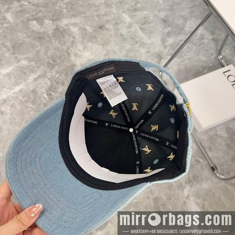 LV Hat 082605