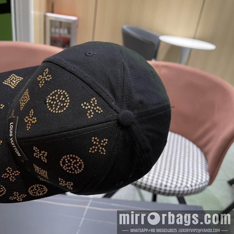 LV Hat 091404