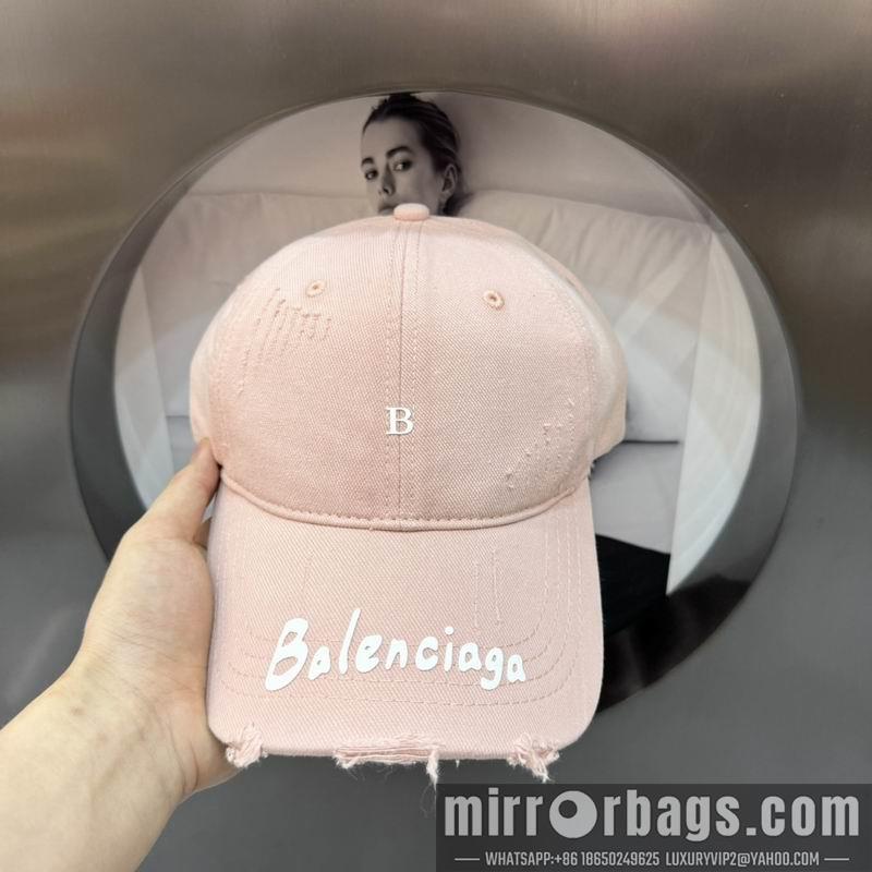Balenciaga Hat hm40
