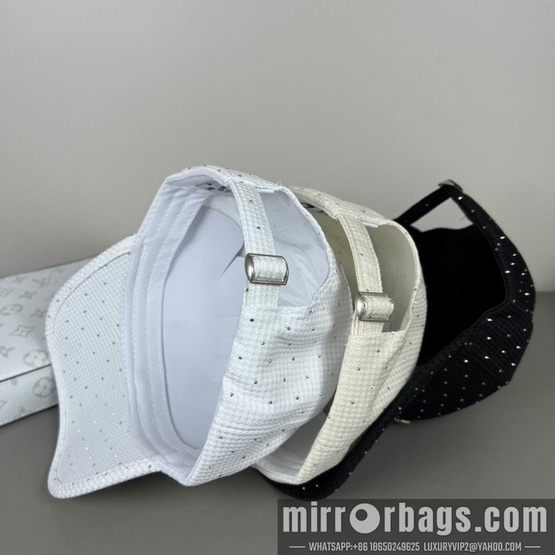 YSL Hat dx36