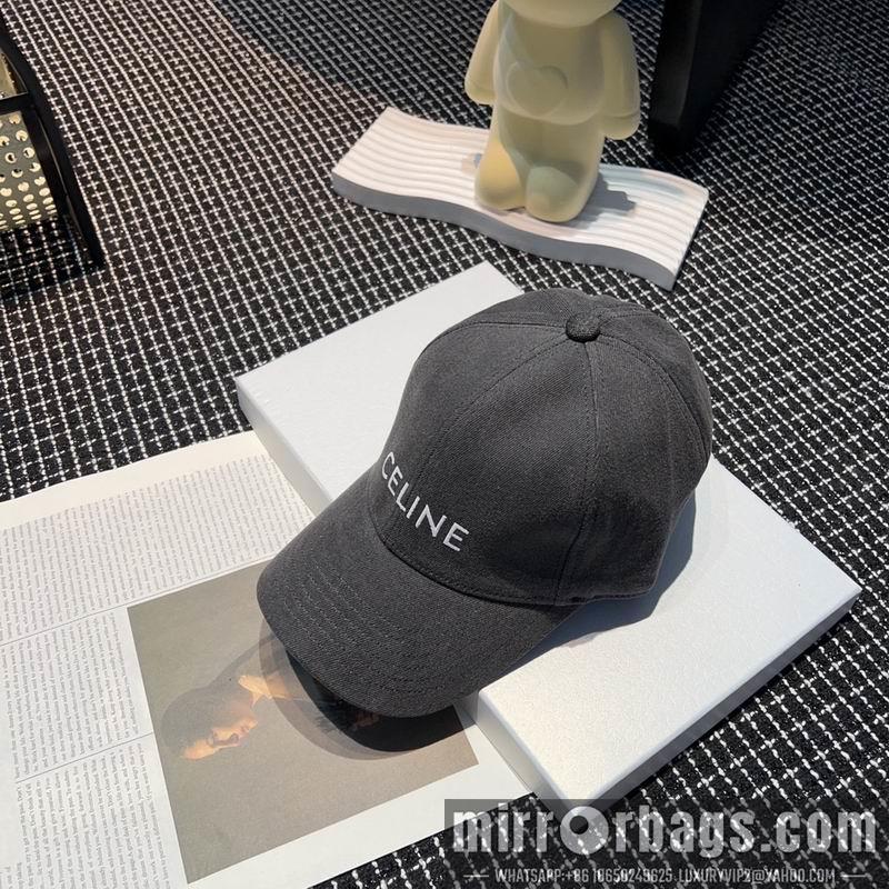 Celine Hat dx18