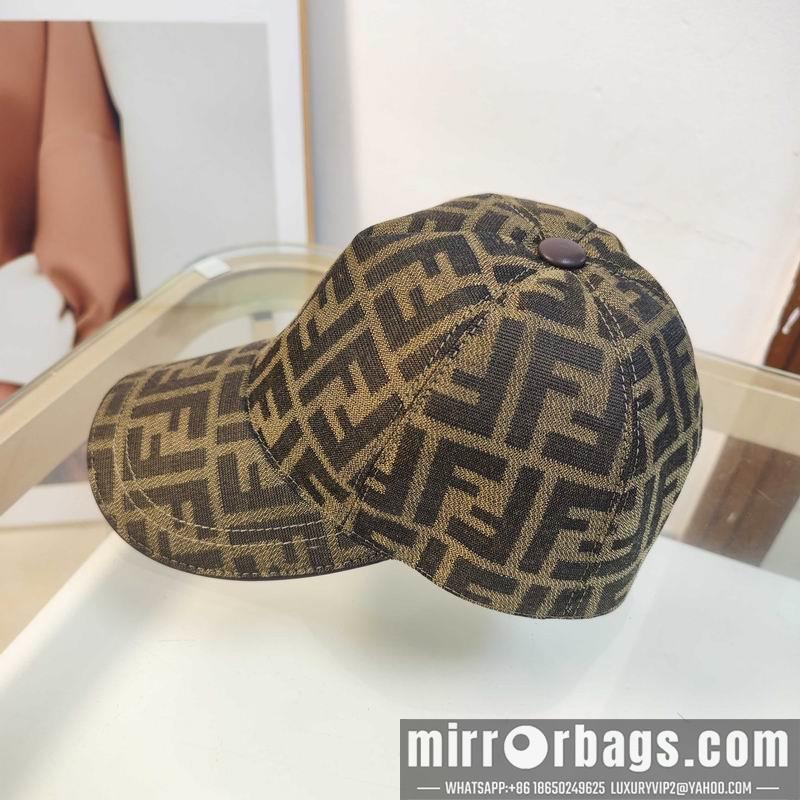 Fendi Hat dx93