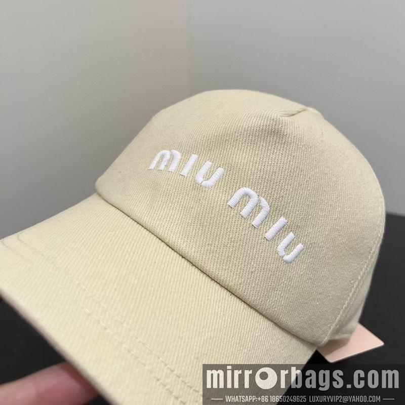 Miumiu Hat 091401