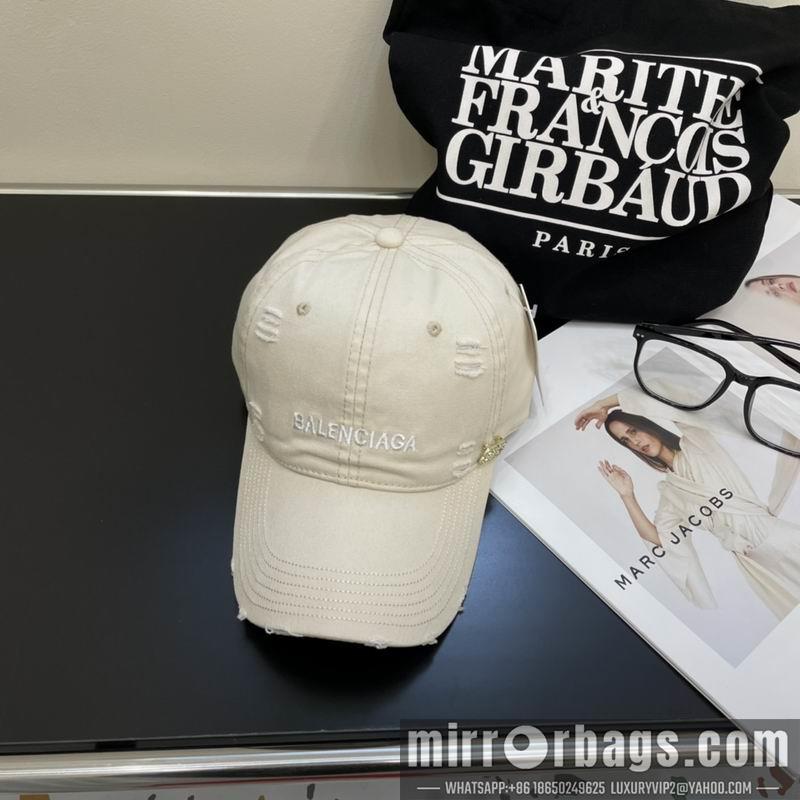 Balenciaga Hat 042701