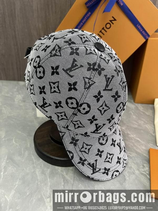LV Hat dx109