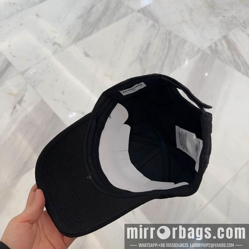 Balenciaga Hat dx73