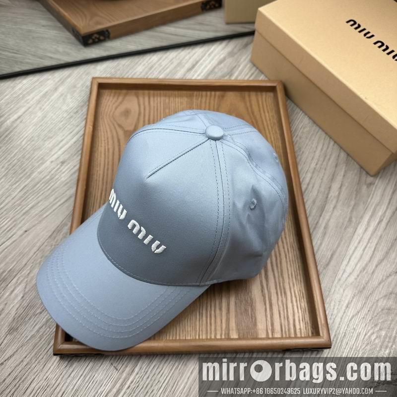 Miumiu Hat dx60