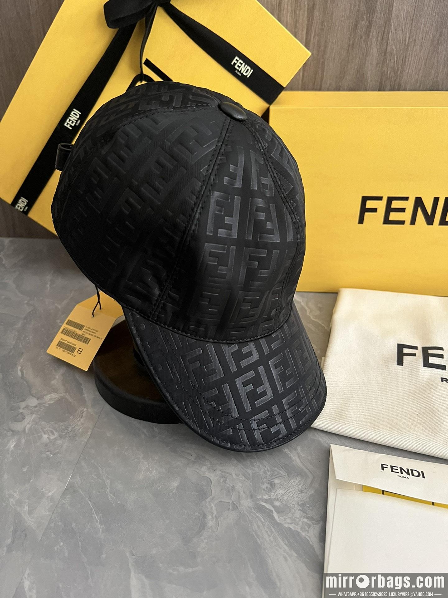 Fendi Hat dx87