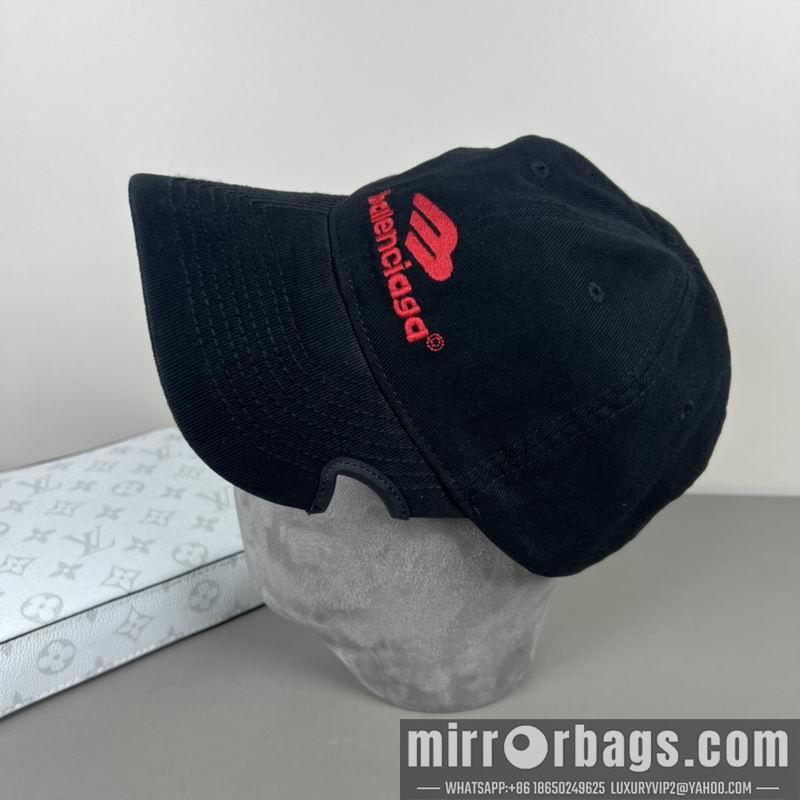 Balenciaga Hat dx28