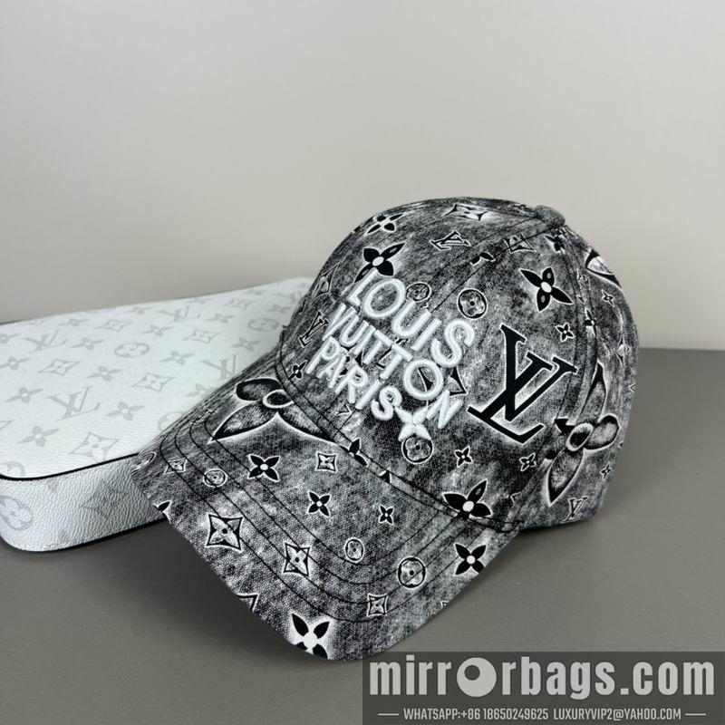 LV Hat dx52