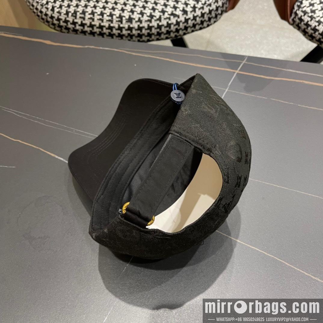 LV Hat 080201