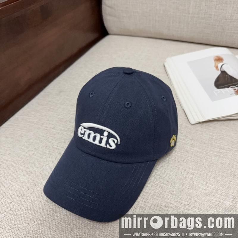 Emis Hat dx05