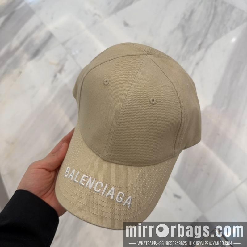 Balenciaga Hat dx75