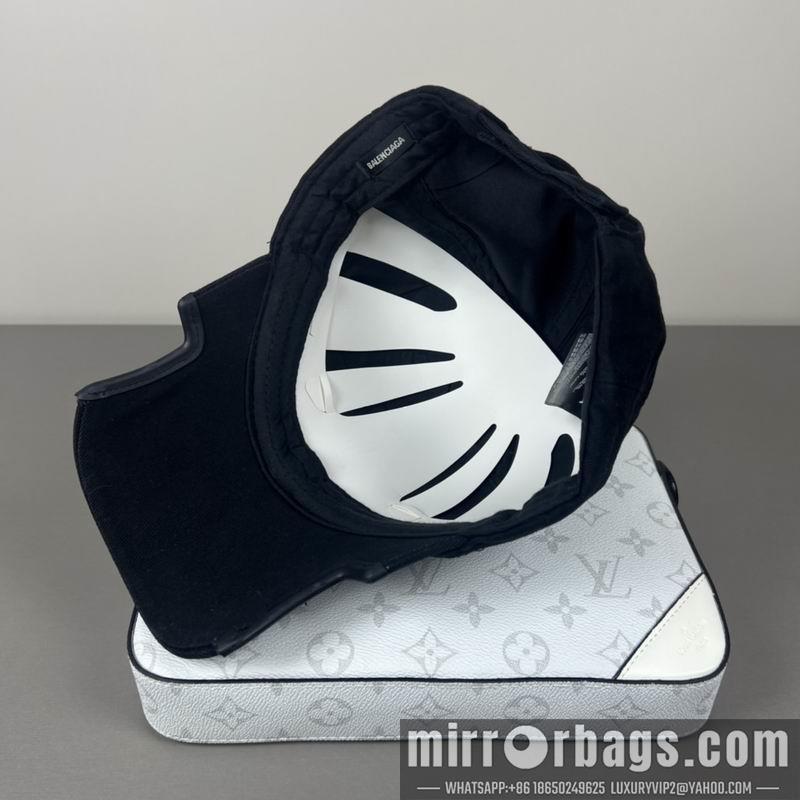 Balenciaga Hat 021006