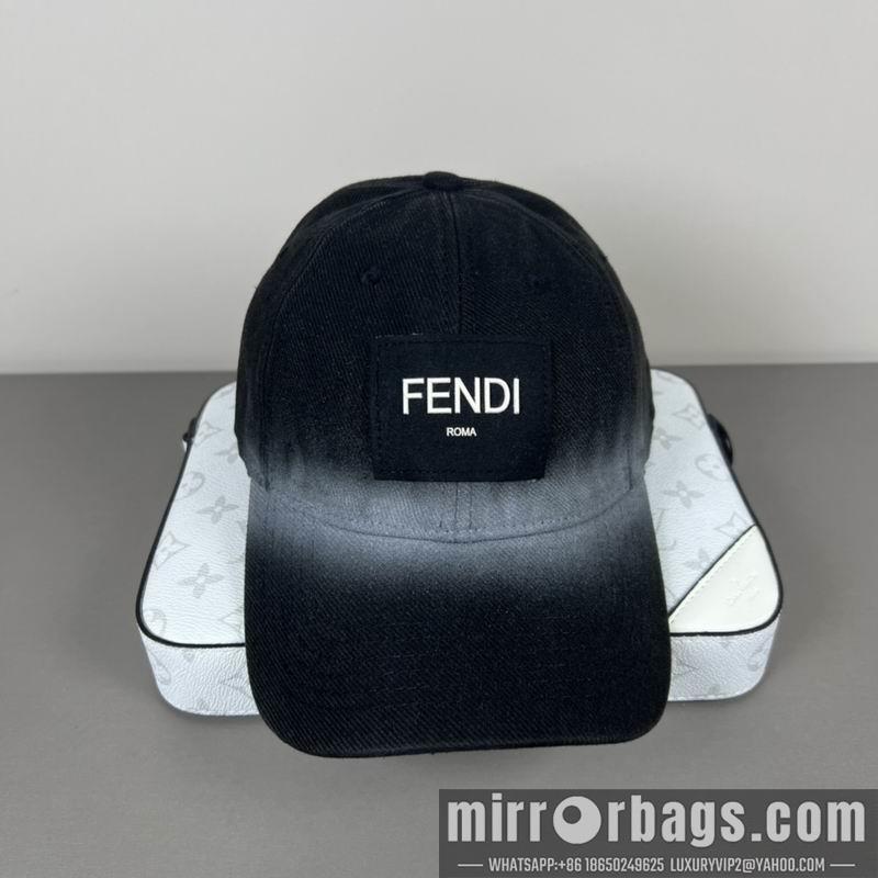 Fendi Hat dx67