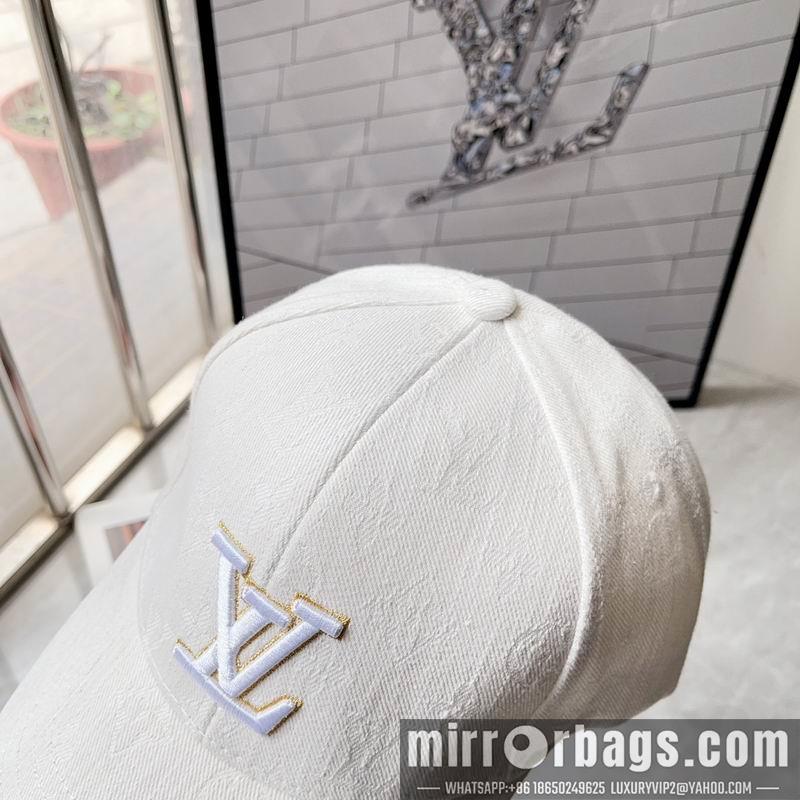 LV Hat 050704