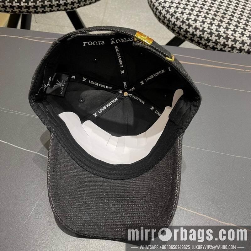 LV Hat 021002