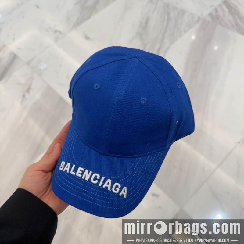 Balenciaga Hat dx75