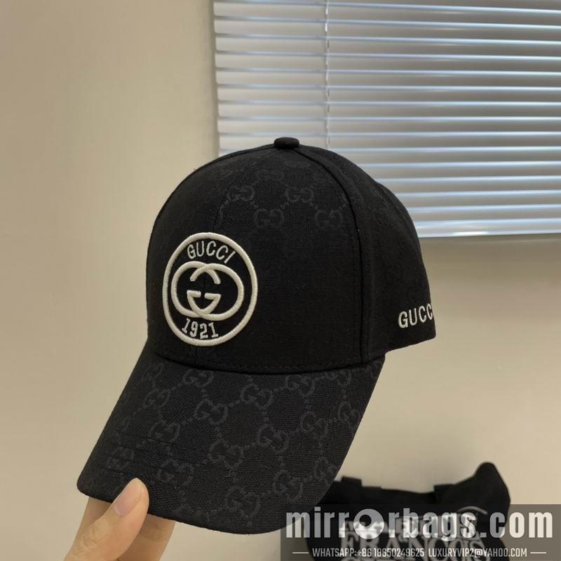 Gucci Hat dx30