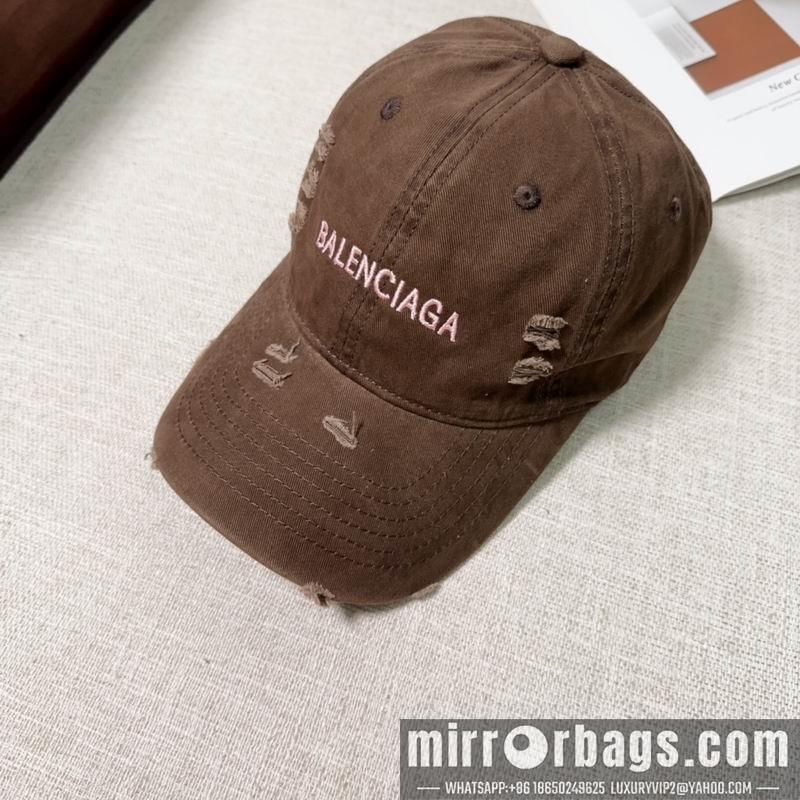 Balenciaga Hat dx115