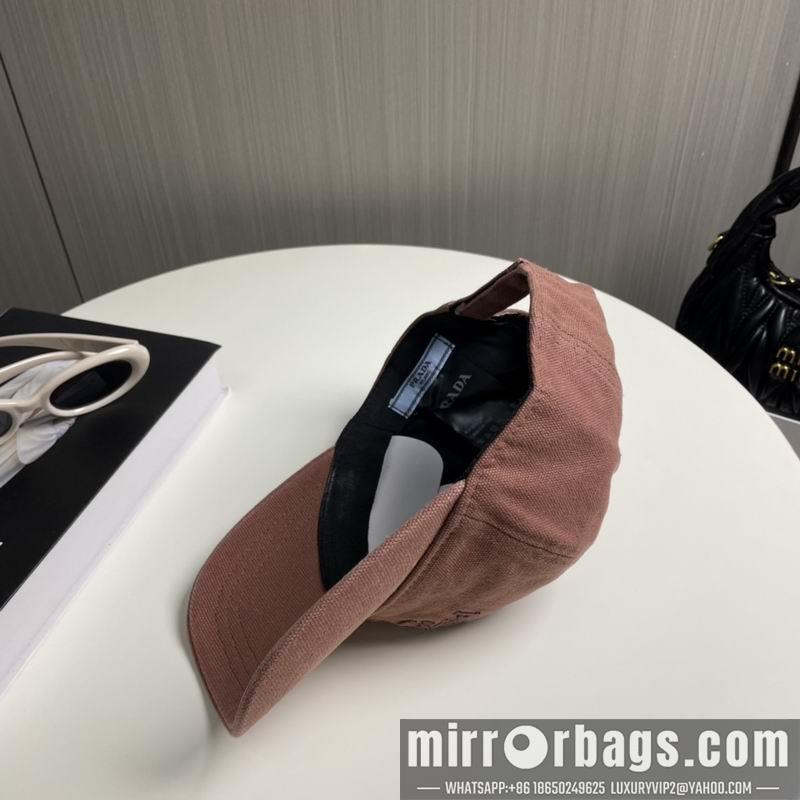 Prada Hat dx37