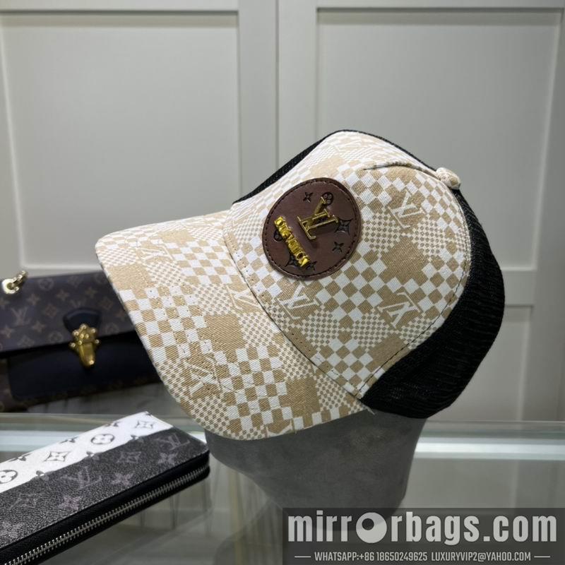 LV Hat dx42
