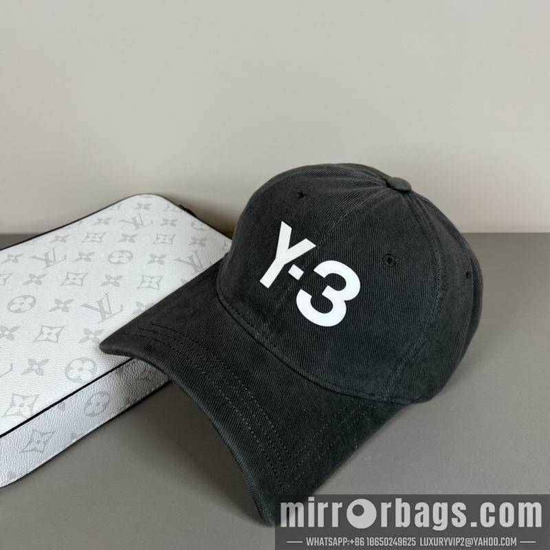Yeezy y-3 Hat dx01
