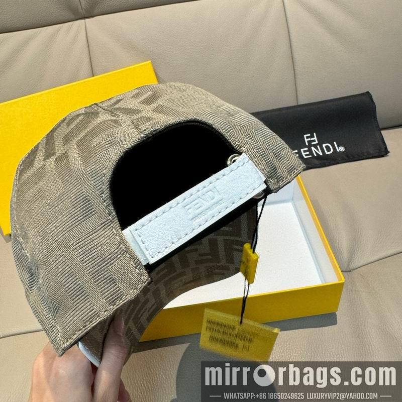 Fendi Hat dx65