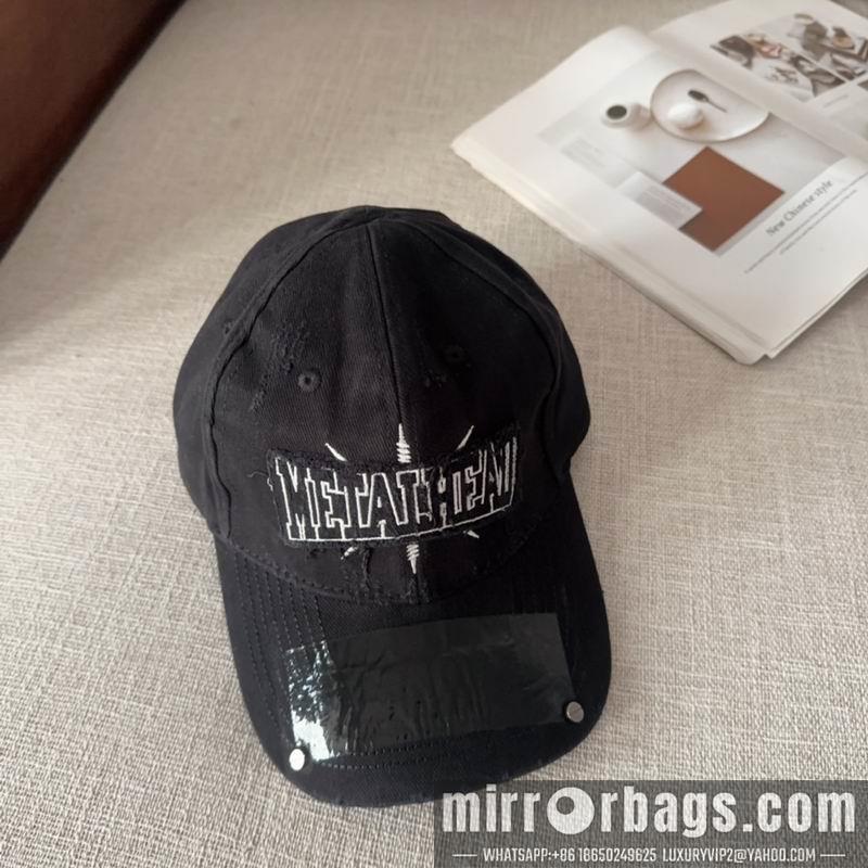 Balenciaga Hat dx22