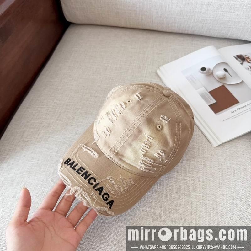 Balenciaga Hat dx105