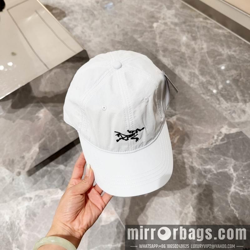 Arcteryx Hat dx11
