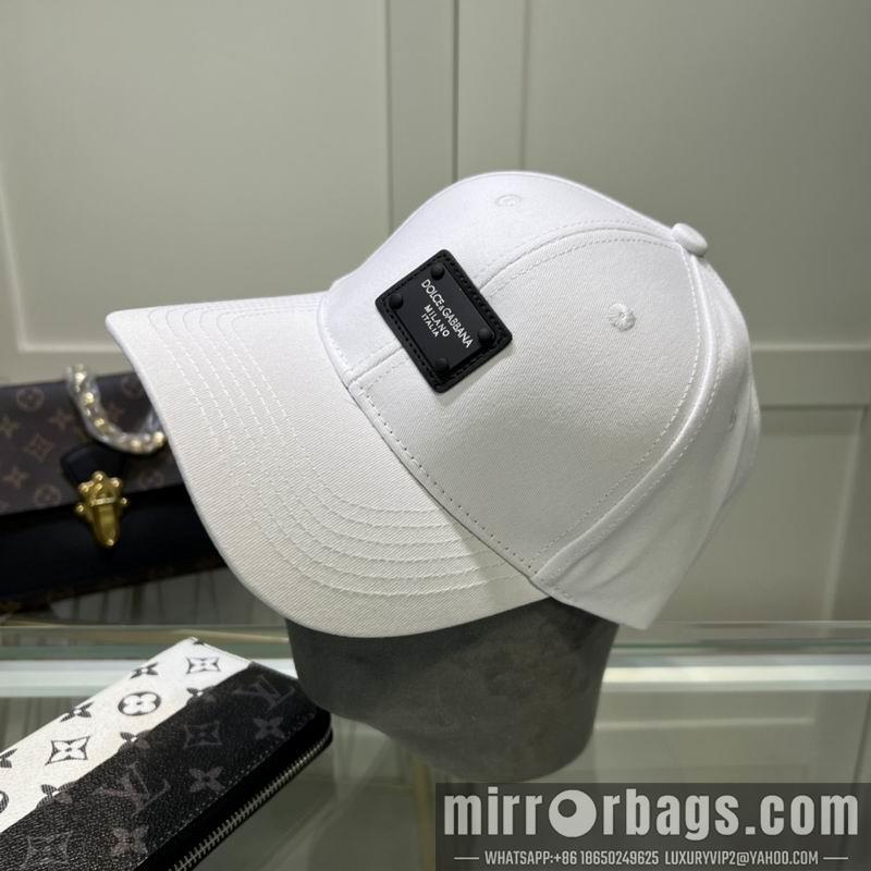 DG Hat 061015