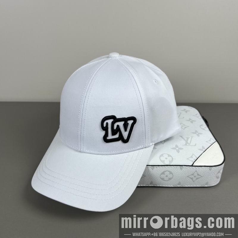 LV Hat dx16