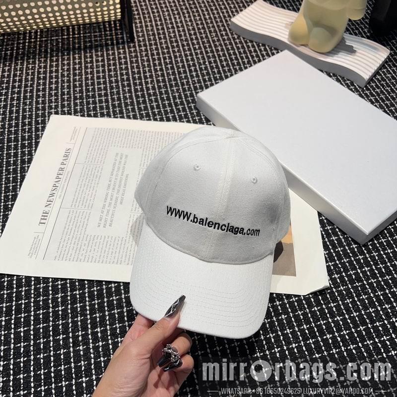 Balenciaga Hat dx01