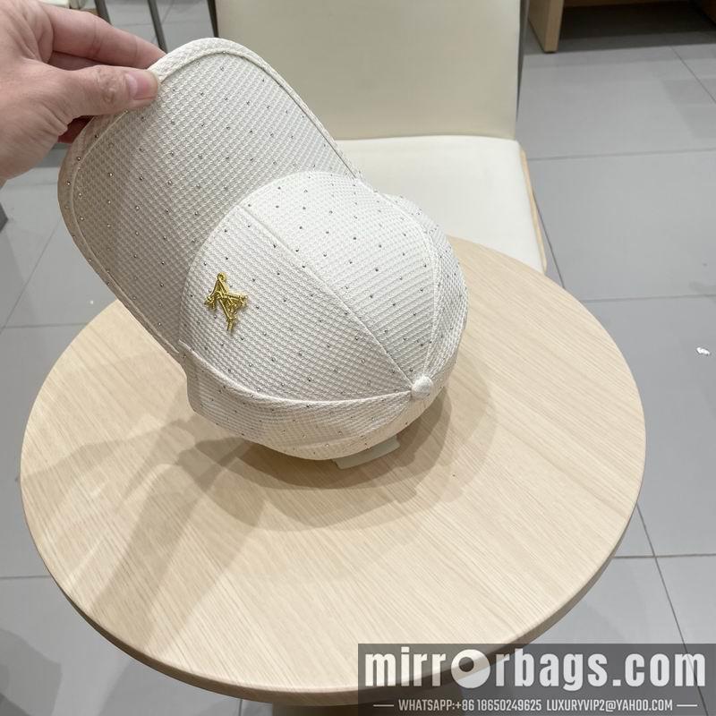 LV Hat 021003
