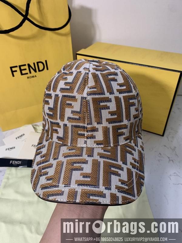 Fendi Hat dx30