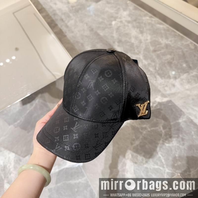 LV Hat 081801