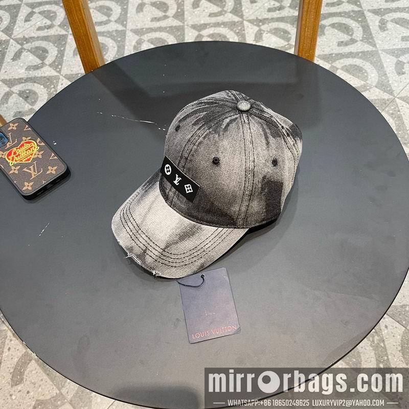 LV Hat 042809