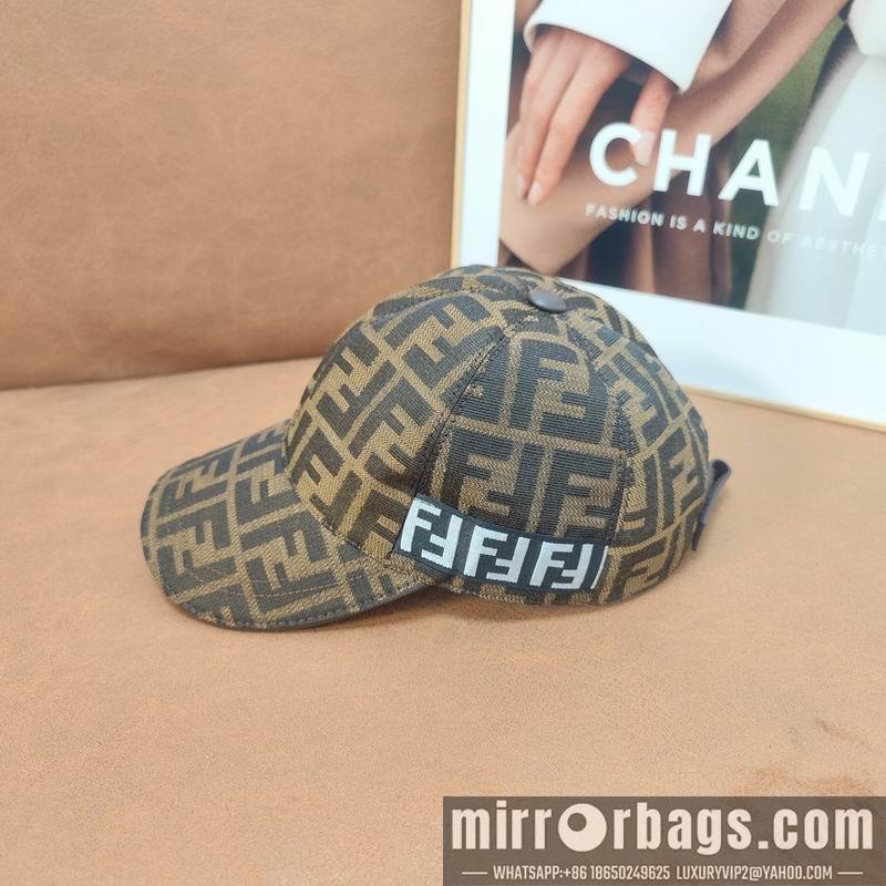 Fendi Hat dx41