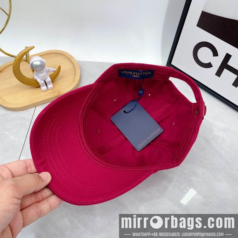 LV Hat dx54