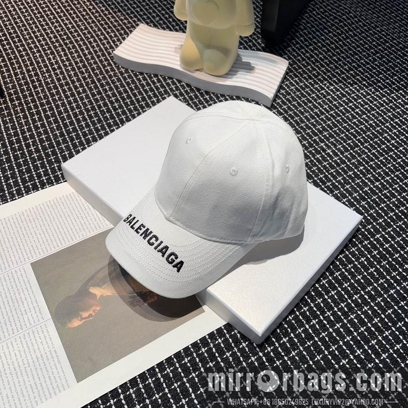 Balenciaga Hat dx13