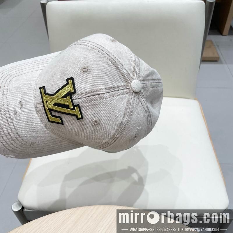 LV Hat 010903