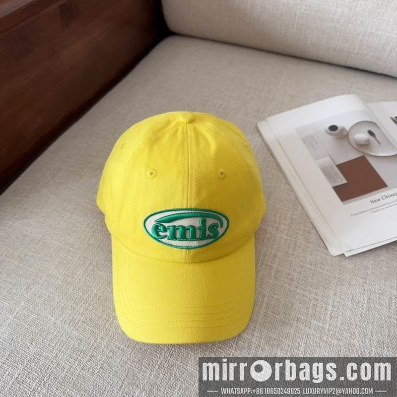 Emis Hat dx01