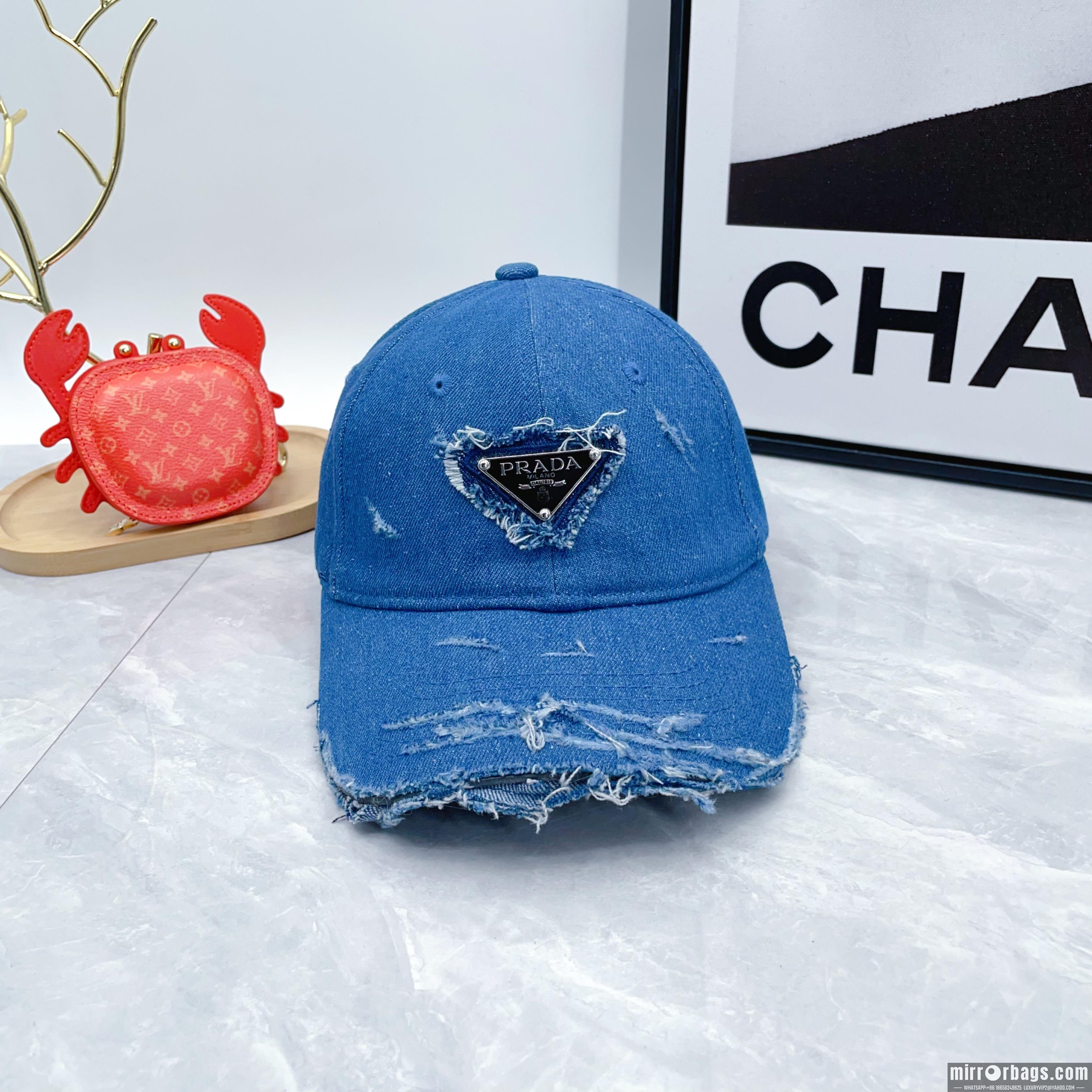 Prada Hat dx01
